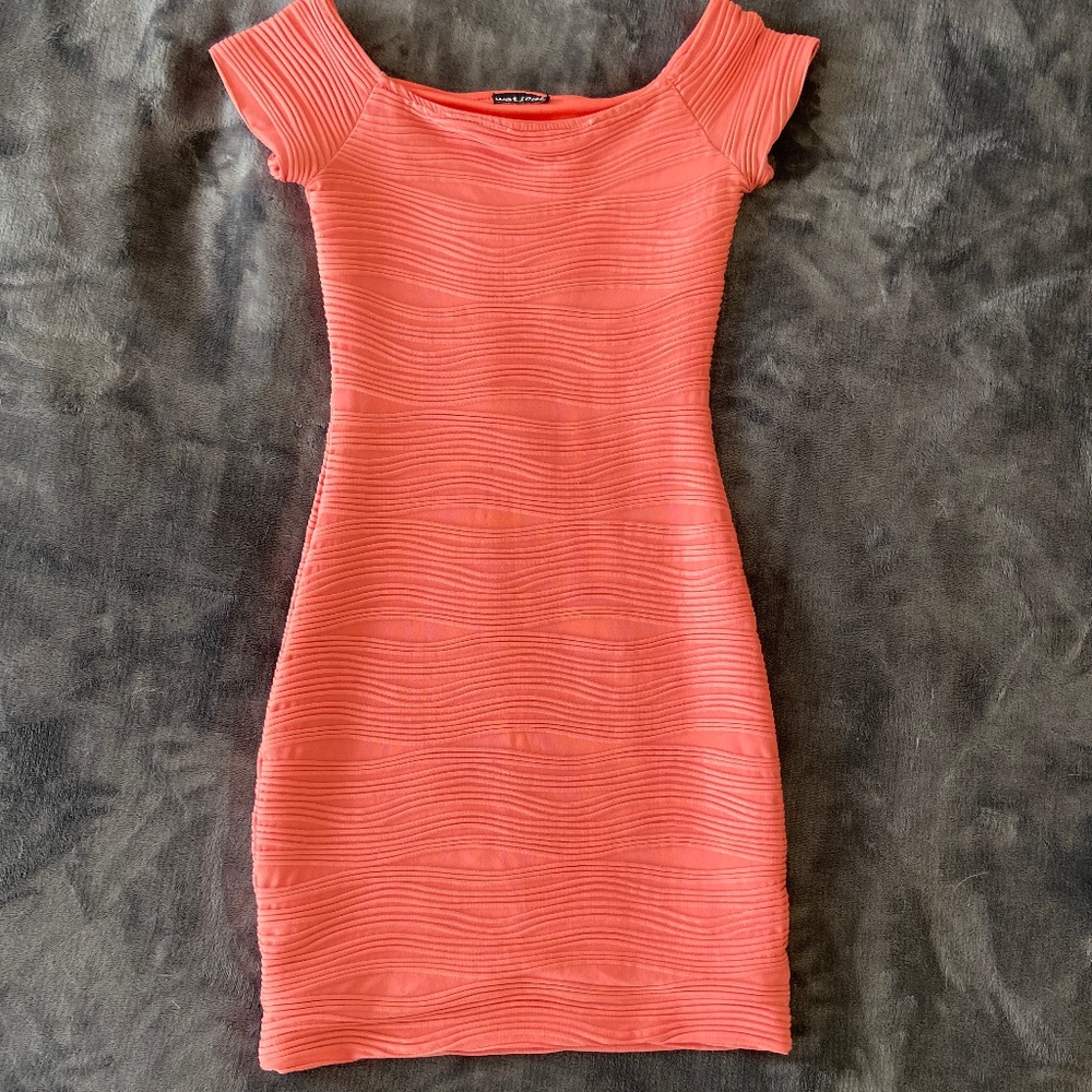 Coral pink wet seal body con dress